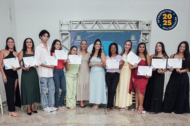 Qualificação que transforma: Governo Yara Cinthia forma mais de 400 alunos em 2025