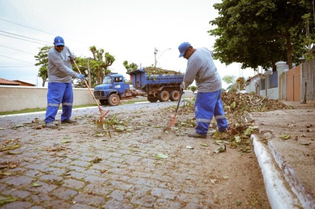 Cronograma de coleta de entulhos e galhadas da semana é divulgado em SJB