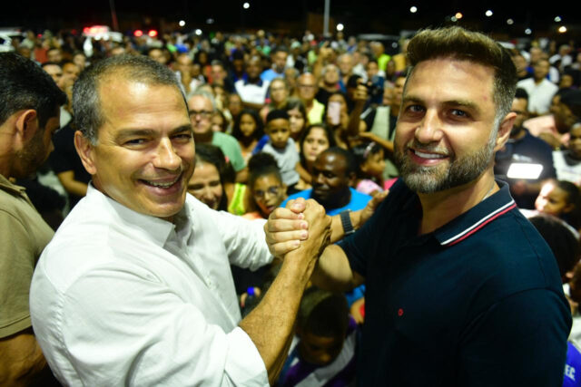 Novo Jóquei ganha área de lazer com campo de grama sintética e praça completa