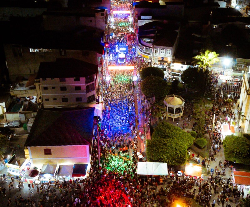 Carnaval SJB: Decreto proíbe uso de recipientes de vidro, sprays de espuma e produtos pirotécnicos
