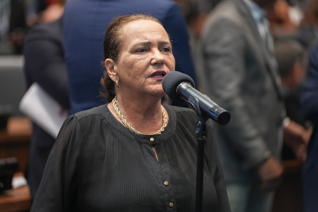 Carla Machado aciona a Justiça para garantir recursos destinados ao atendimento de pessoas com deficiência