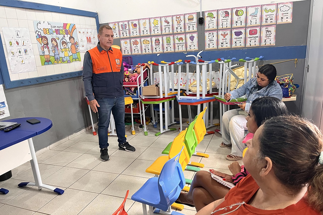 Plano de Enfrentamento às Síndromes Respiratórias leva vacinação e educação em saúde à creche no Jóquei