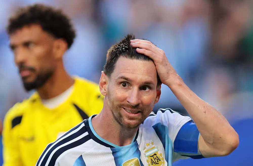 Chances de título: França segue favorita, Argentina sua para vencer e cai para 3º, e Brasil perde posição