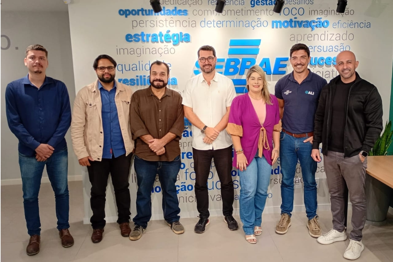 Reunião com Sebrae define novas parcerias para fortalecer negócios locais