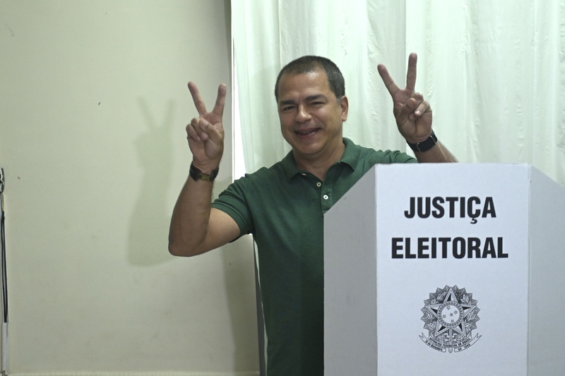 Prefeito Frederico vota em Balança Rangel e destaca expectativa por dias melhores